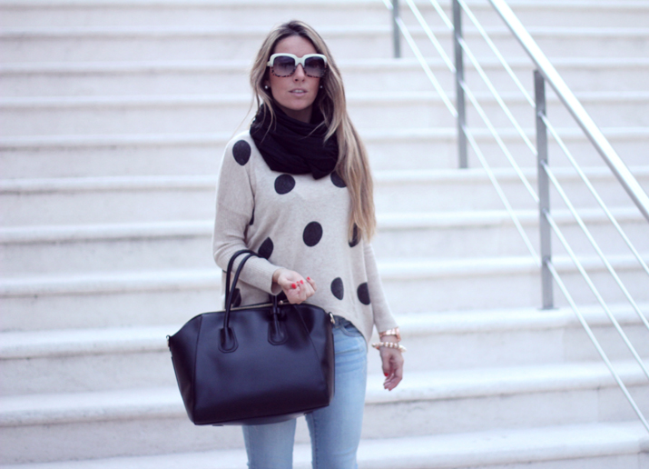 Mónica Sors jeans fashion blog Mes Voyages à Paris