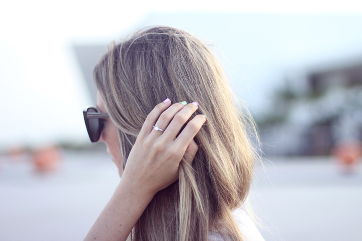 Mónica Sors anillo compromiso Tiffany