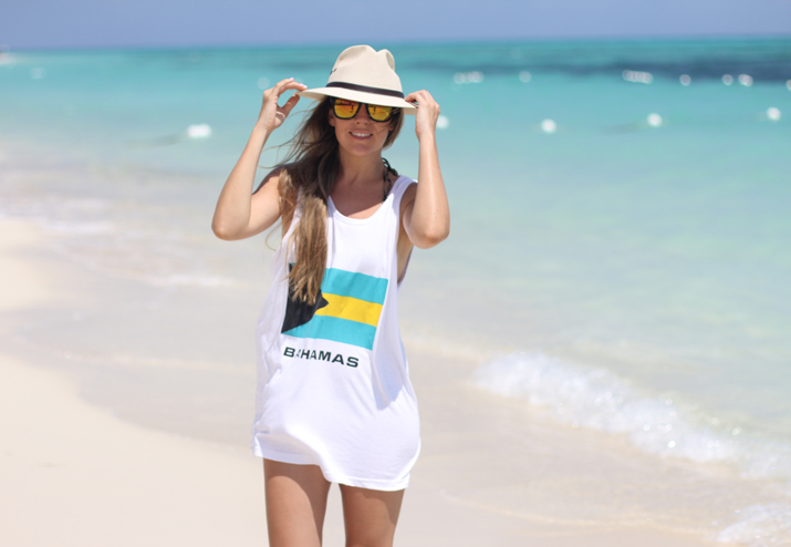 Mónica Sors Bahamas flag t-shirt 